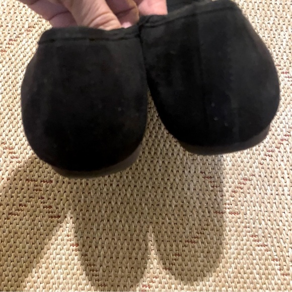 Cliffs By White Mountains Black Suede Flats - Picture 2 of 6